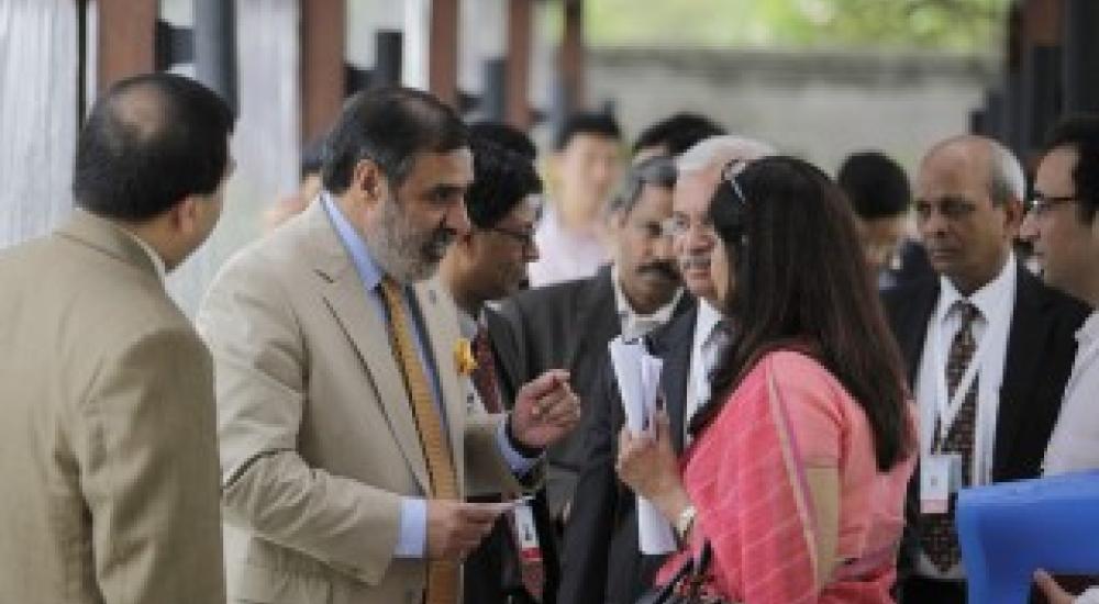 Draft deal lays groundwork for future negotiations on exempting food security programs from WTO disputes