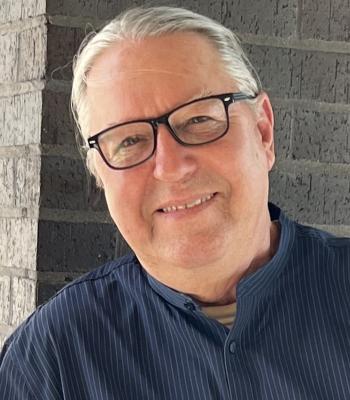 Joe Logan headshot